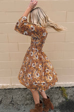 Load image into Gallery viewer, Michelle Dress in Paisley 🇨🇦