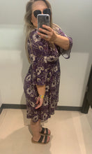 Load image into Gallery viewer, Michelle Dress in Paisley 🇨🇦