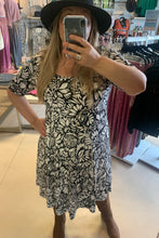 Load image into Gallery viewer, Debbie Dress šØš¦