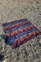 Load image into Gallery viewer, Blanket Shawl 🇨🇦