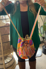 Load image into Gallery viewer, Medium Mochila