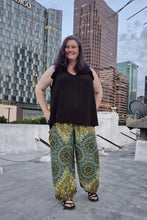 Load image into Gallery viewer, Harem Pants Green