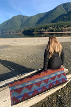 Load image into Gallery viewer, Blanket Shawl 🇨🇦