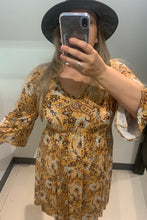 Load image into Gallery viewer, Michelle Dress in Paisley 🇨🇦