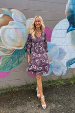 Load image into Gallery viewer, Michelle Dress in Paisley 🇨🇦