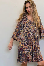 Load image into Gallery viewer, Michelle Dress in Grey Paisley 🇨🇦