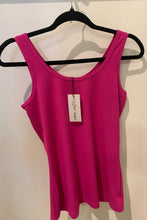 Load image into Gallery viewer, Eco-friendly fashion options in Canada
Hot pink tank top made from bamboo fabric