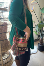 Load image into Gallery viewer, Medium Mochila