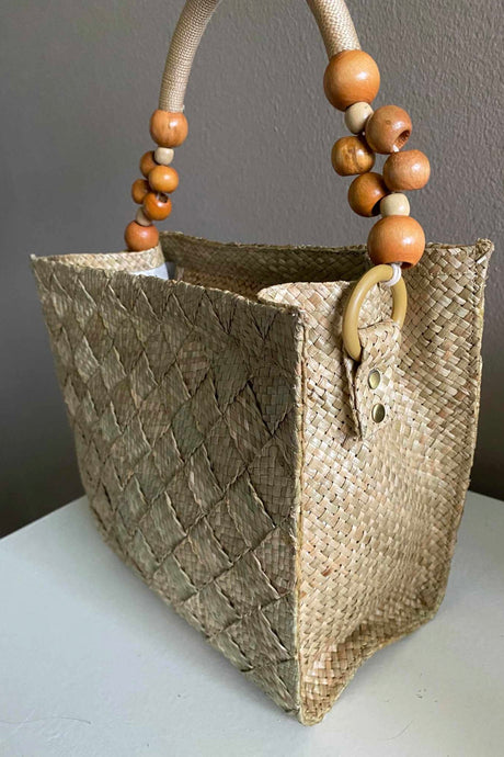 Beige Grass Reed Hand Bag with Bead Straps. Hand Made with Grass Reeds in the Philippines. Support Local Canadian Businesses.