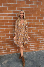 Load image into Gallery viewer, Michelle Dress in Paisley 🇨🇦