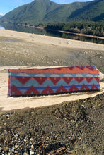 Load image into Gallery viewer, Blanket Shawl 🇨🇦