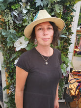 Load image into Gallery viewer, Plus size Fraser Valley
Curve fashion BC
Plus sizes Vancouver
Plus size women's clothing BC
Plus size women's clothing Fraser