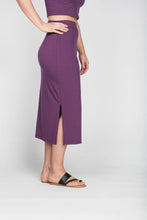 Load image into Gallery viewer, best skirt combe in Bamboo fabric available in store or online Canada. Bamboo clothing Abbotsford . Bambo clothing Canada. Canadian clothing store with bamboo clothing. Canadian bamboo womens clothing. Eco friendly bamboo dresses blouses and skirts.
Bamboo blouses Canda