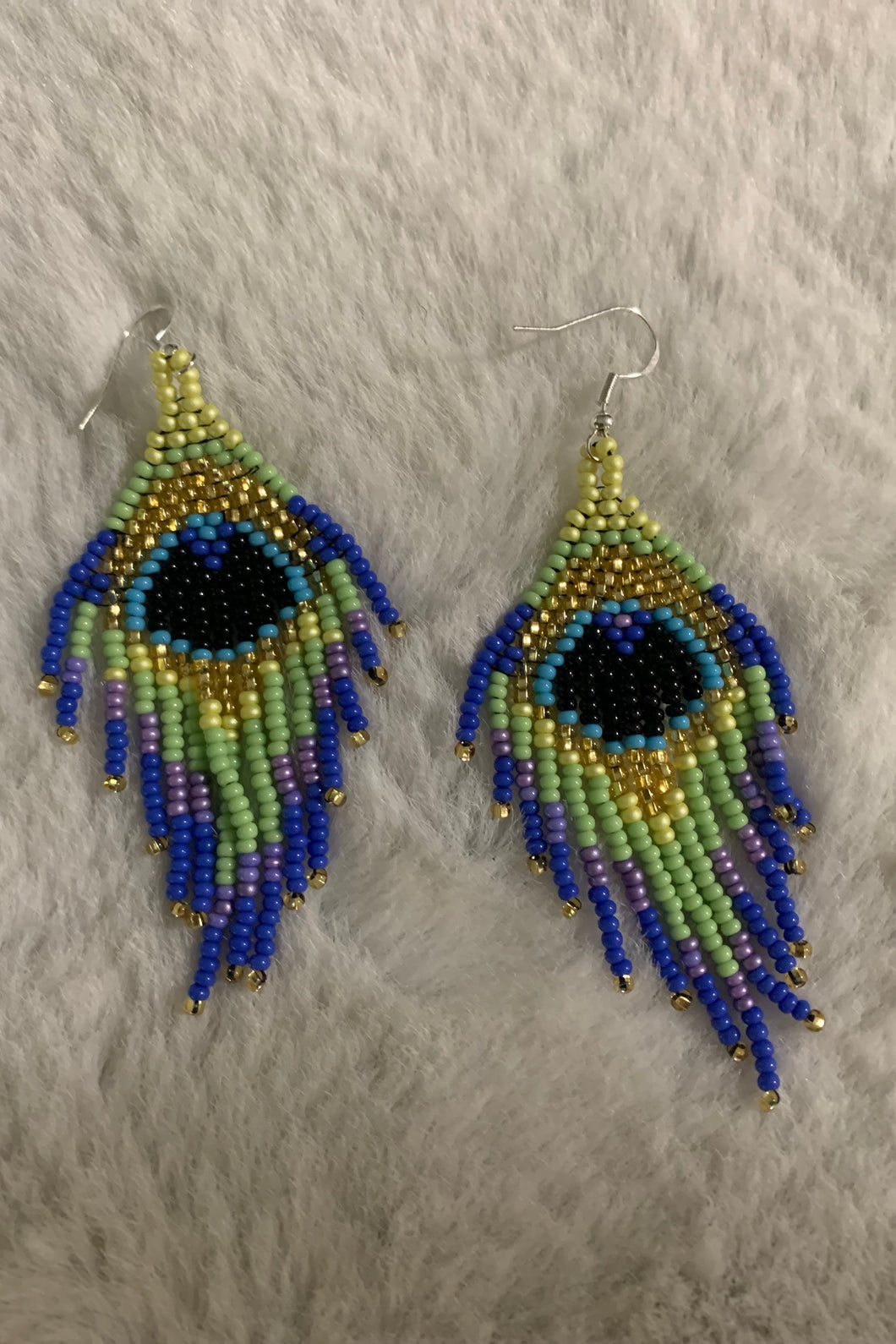 Beaded Earrings 🇨🇦