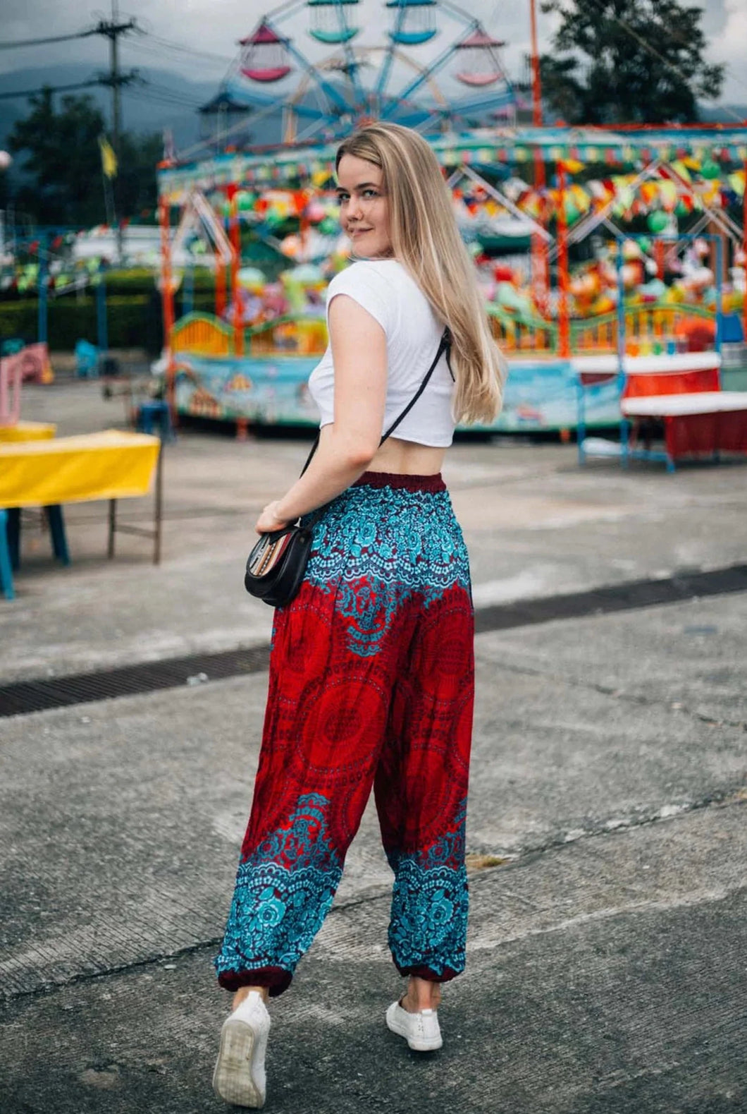 Blue/Red Harem Bohemian Style Pants with Pocket. Very stretchy waistband. Perfect for te beach or lounge wear. Available in British Columbia