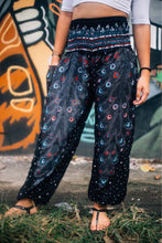 Load image into Gallery viewer, Harem Pants
