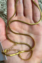 Load image into Gallery viewer, Herringbone Chain - Gold
