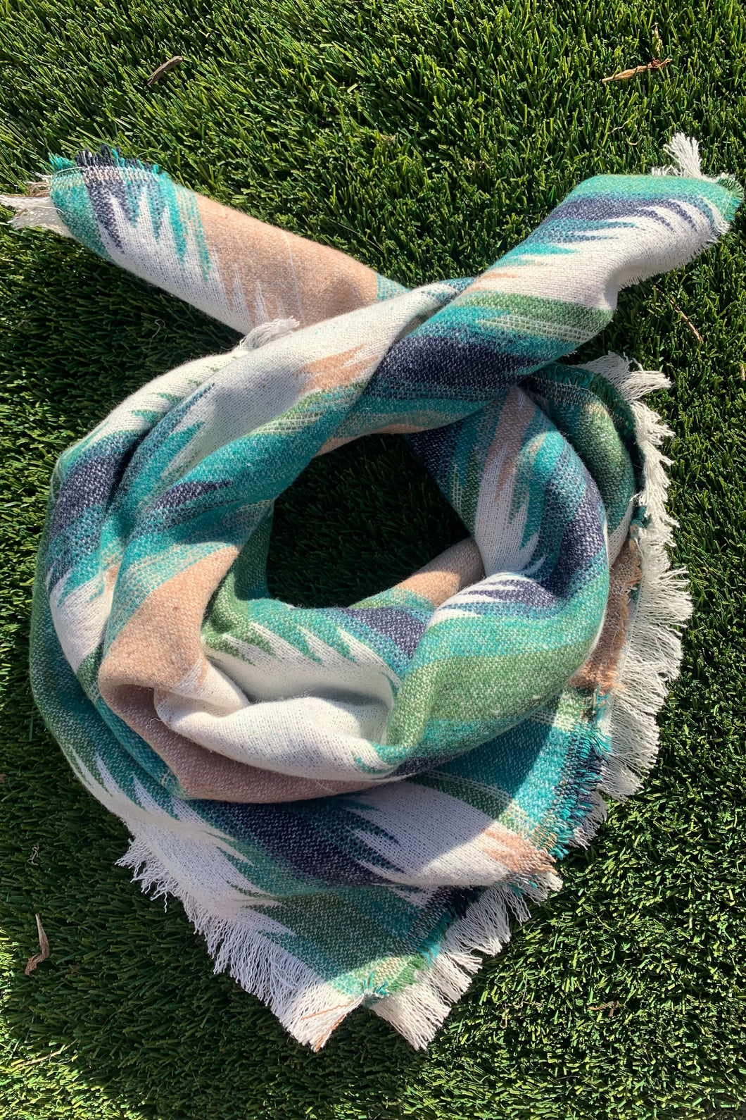 Aztec Scarf 🇨🇦