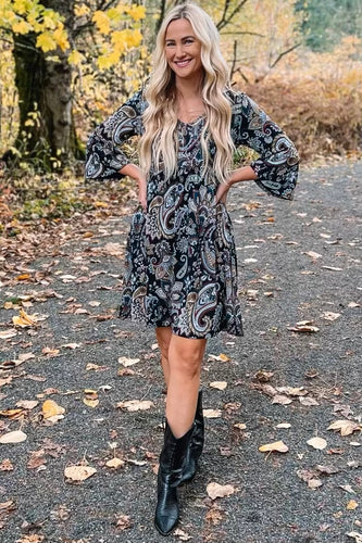 Sustainable bamboo clothing made in Vancouver BC. Eco friendly fabrics. Eco conscious fashion collection made in Vancouver BC. Most popular for fit and quality bamboo clothing made locally in Vancouver BC Paisley print 70's style dress with bell sleeves.