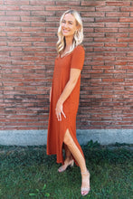 Load image into Gallery viewer, Scoop Hem Bamboo Maxi Dress Rust
