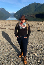 Load image into Gallery viewer, Aztec Scarf 🇨🇦
