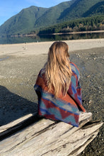 Load image into Gallery viewer, Blanket Shawl 🇨🇦
