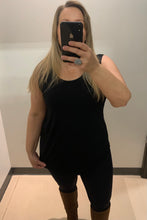 Load image into Gallery viewer, Canadian retail store. Canadian made clothing for women. Wide stiap long tank tops in Bamboo fabric. Made in Canada using eco friendly fabrics.
