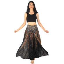 Load image into Gallery viewer, Palazzo pants in brown/gold. Supporting local Canadian women owned businesses. Loose fitting summer vibe pants. Bohemian look.
