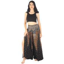 Load image into Gallery viewer, Bohemian style summer Thai loose fitting pants. Cute brown/gold pattern. Women owned company.
