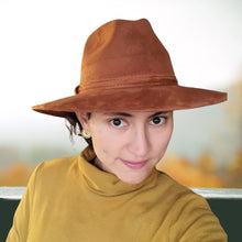 Load image into Gallery viewer, Suede Hat
